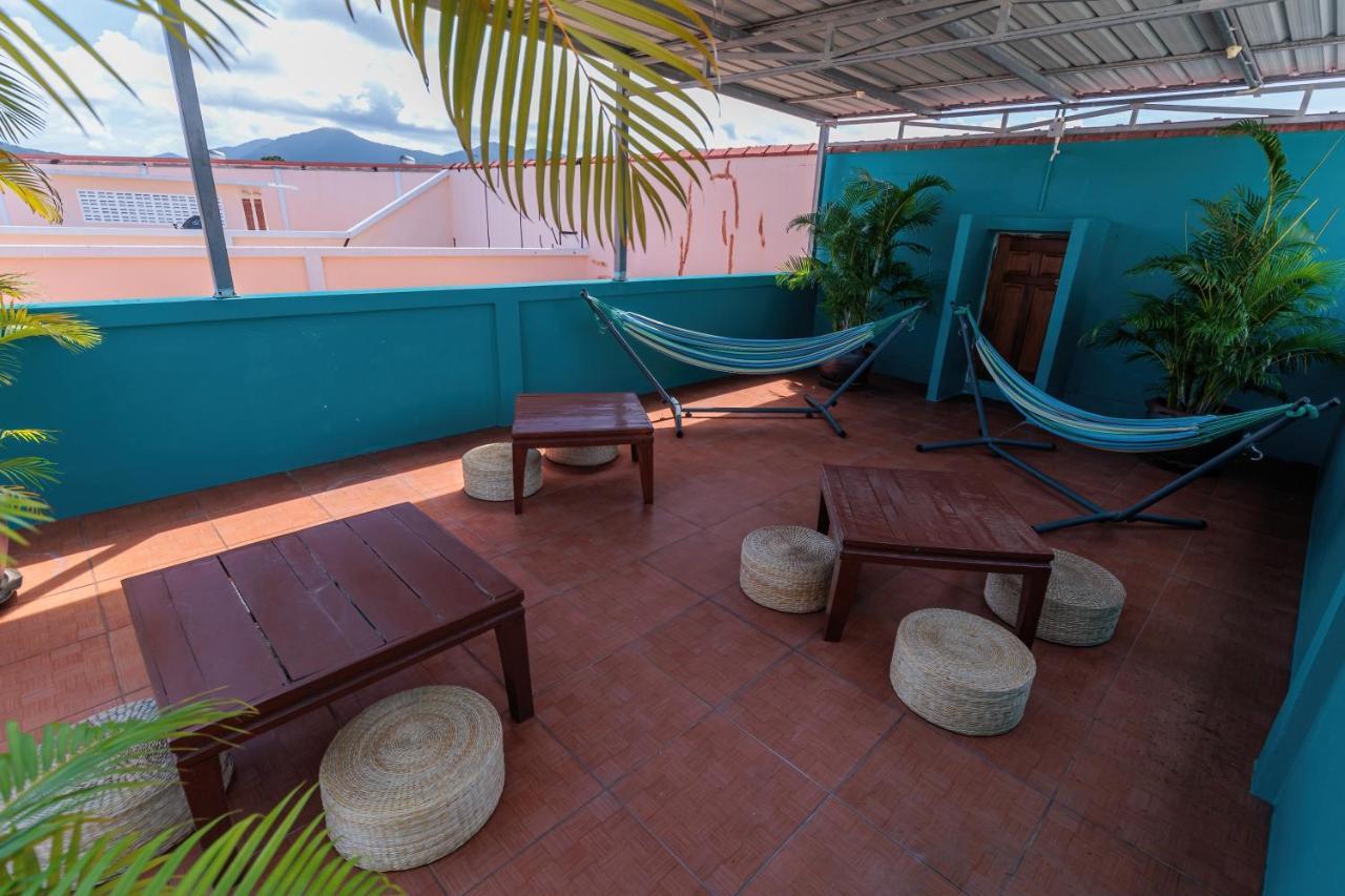 Hostel House Of Happiness Thong Sala Exterior foto
